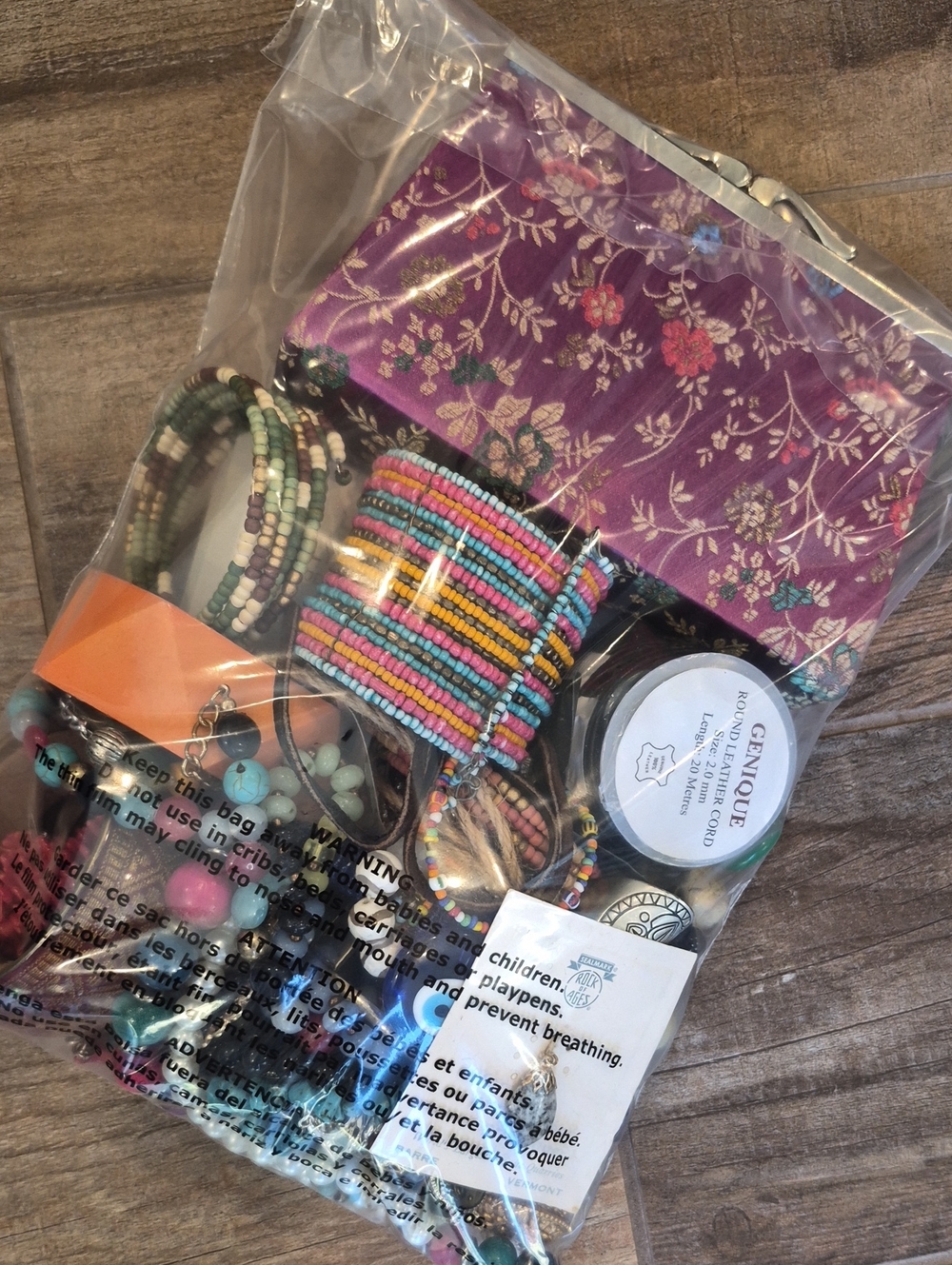Boho Craft Jewelry & Wearable Jewelry Mix, 2 Pounds 11.5 Ounces - Picture 5 of 9